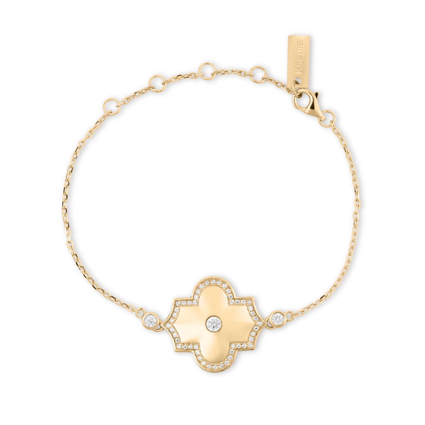 Yellow gold white diamond chain braclet in a geometrical shape with white diamonds going all the way around the shape