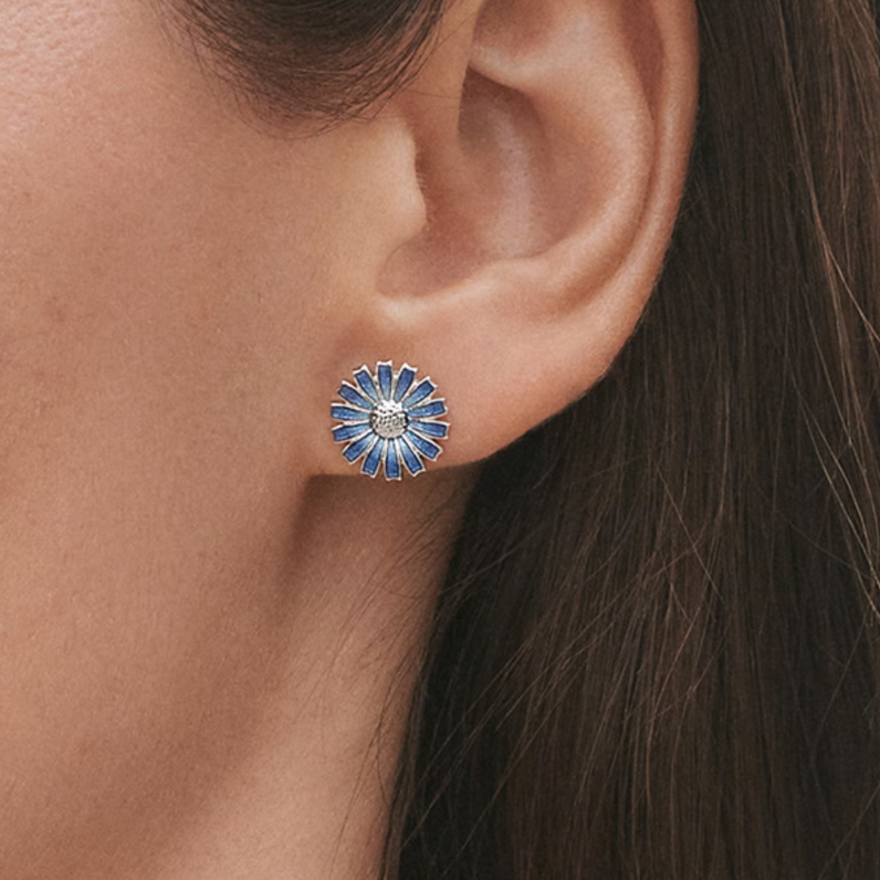 DAISY Ear Studs