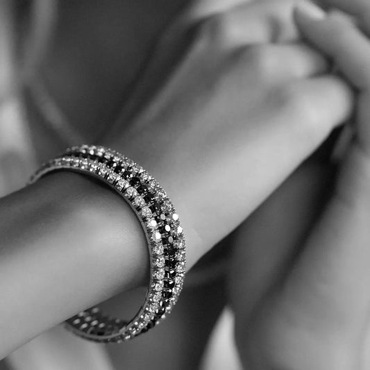 The New Gold Standard: Demeglio Redefining the Diamond Tennis Bracelet
