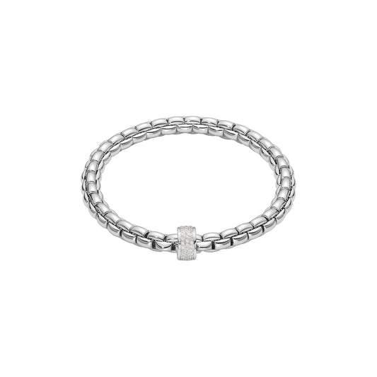 Fope white gold  bracelet with a clasp on a white background
