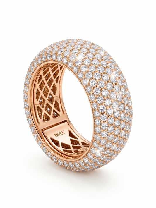 Pink-Saphir- und Diamant-Halo-Ring aus Gelbgold