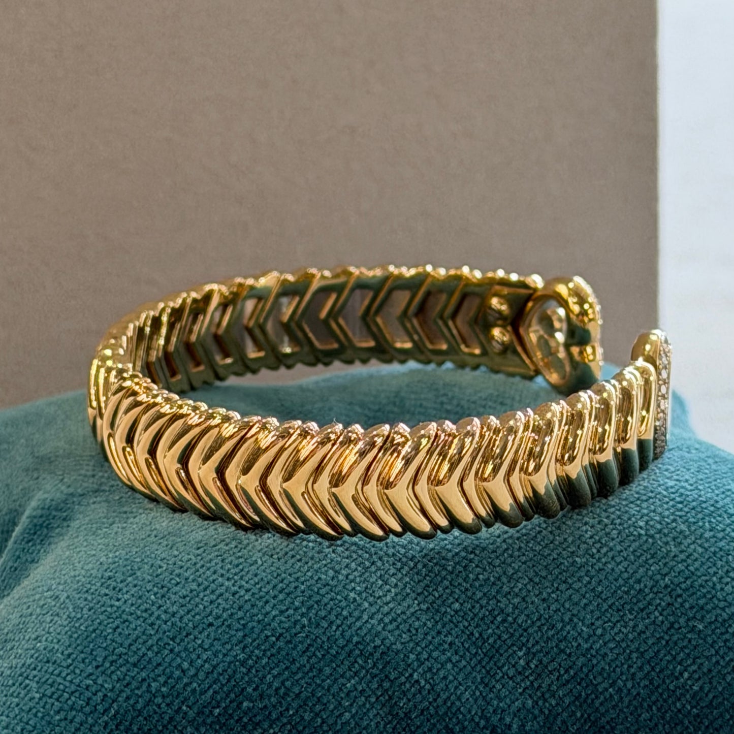 Chopard Happy Diamonds Heart Bangle Bracelet | Yellow Gold