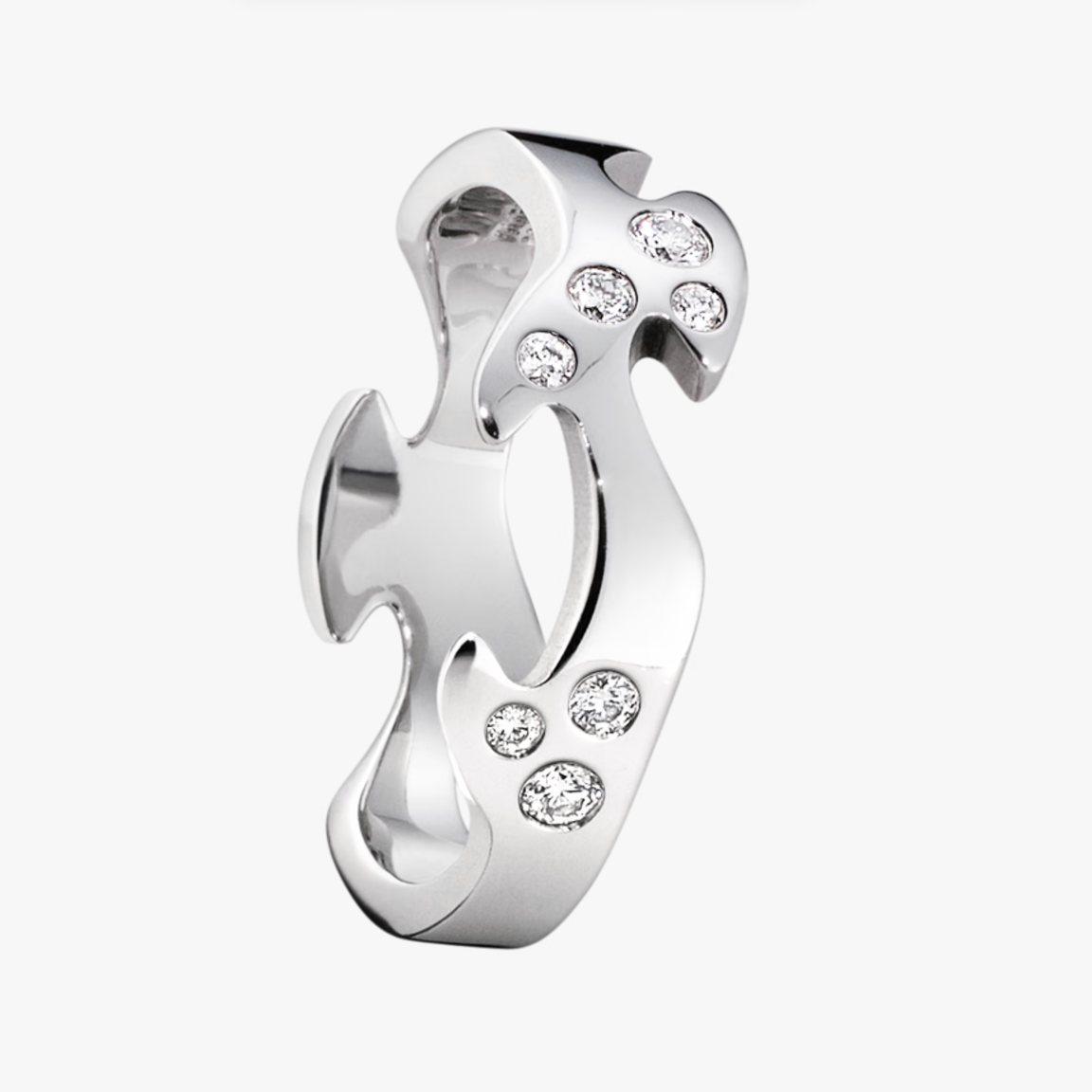 tem number:
20000290
Materials:
18 kt. white gold
Stones:
Diamonds
Brilliant cut diamonds, 0.16 ct
Measurements:
At widest 6.5 mm / 0.26 inches
Design year:
