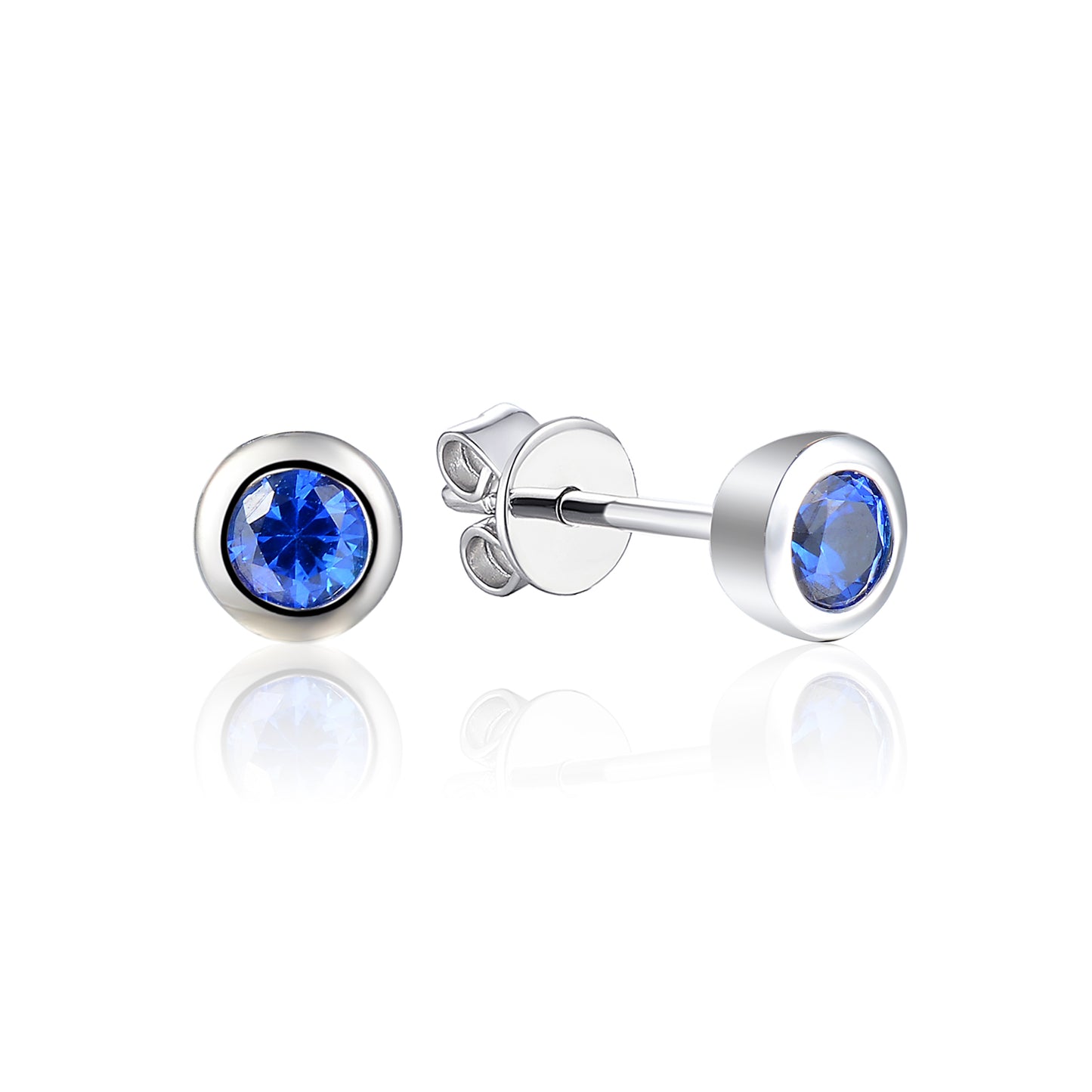 18ct White or Yellow Gold Blue Sapphire Stud Earrings